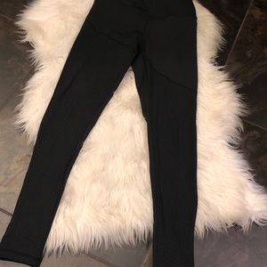 Buff bunny black leggings